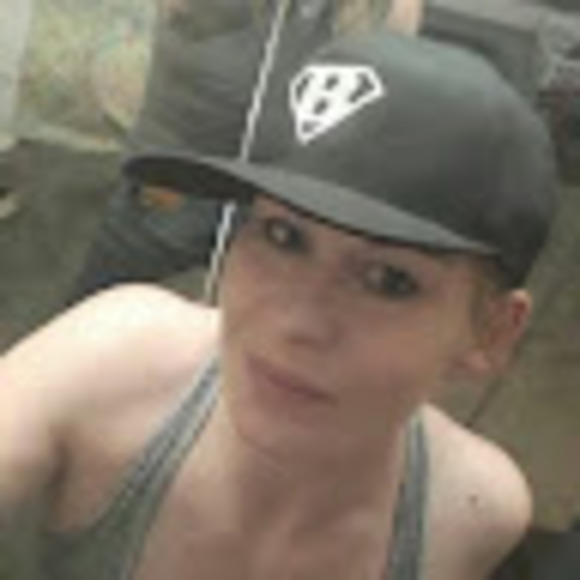 Meet your Posher, Billi-jo - Picture 1 of 1